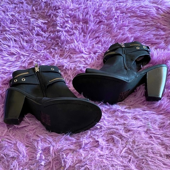 Host Pick✨Call It Spring Peeptoe Ankle Zip Boots - Picture 6 of 12